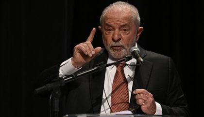 Lula, o labirinto e seu Minotauro