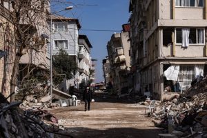 Novo terremoto na Turquia e na Síria causa seis mortes e gera pânico