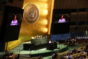 Com apoio do Brasil, Assembleia-Geral da ONU exige a 'retirada imediata' de tropas russas da Ucrânia