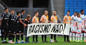 CBF define punição para casos de racismo no futebol; clubes podem perder pontos