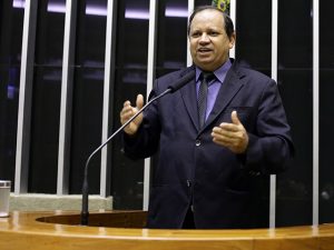 Bancada evangélica define Eli Borges como novo líder em 2023