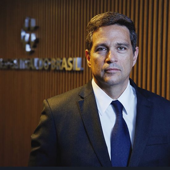 Gleisi volta a criticar Banco Central ap&oacute;s ata do Copom indicar poss&iacute;vel  aumento da taxa de juros &ndash; CartaExpressa &ndash; CartaCapital