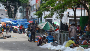 MP investiga prefeito de SP e subprefeito da Sé por remoção de barracas de moradores de rua