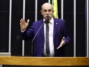 PSB vai ao Conselho de Ética contra deputado por ameaça a Flávio Dino
