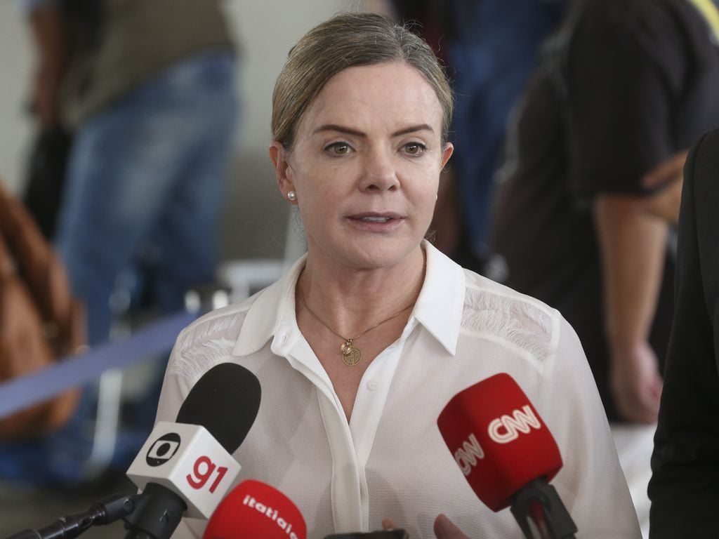 Gleisi diz que União Brasil, apesar de 3 ministérios, não entrega resultados ao governo