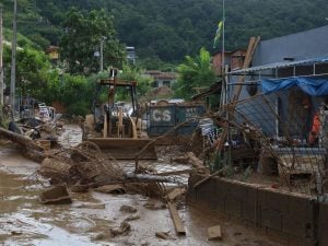 Governo Lula destina R$ 7 milhões a São Sebastião após fortes chuvas