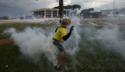 Quem são os primeiros réus julgados pelo 8 de Janeiro?