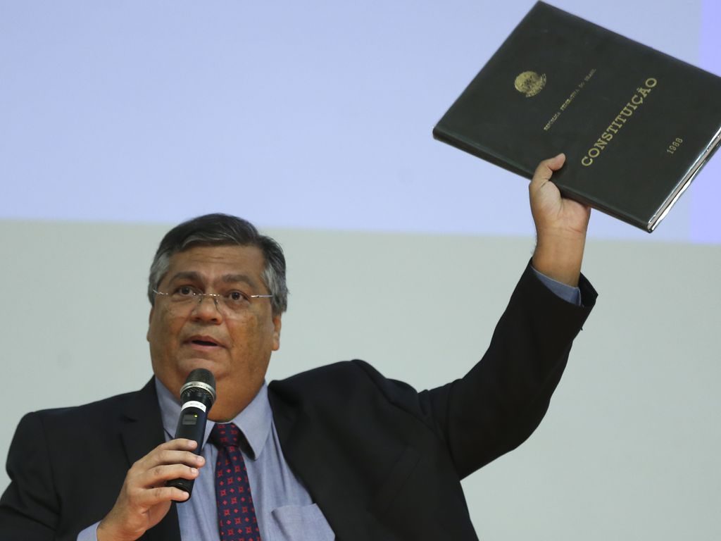 Um mês após o 8 de Janeiro, o que pensa Dino sobre a CPI dos Atos Golpistas