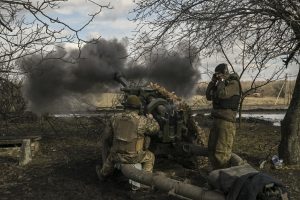 Exército da Ucrânia resiste a tentativas russas de cercar Bakhmut