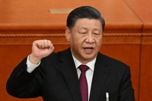 Xi Jinping obtém terceiro mandato inédito como presidente da China