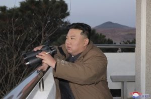 ‘Tsunami radioativo’: Coreia do Norte testa novo drone submarino de ataque nuclear