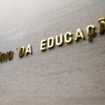 MEC aprova resolução que prevê metade da formação de professores de modo presencial