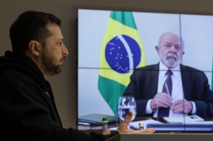 Zelensky diz aguardar um convite de Lula para viajar ao Brasil