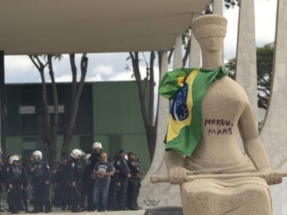Independência sem povo