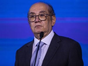 Redes sociais agem como tribunais, critica Gilmar Mendes