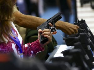 Governo prorroga prazo para recadastramento de armas de fogo