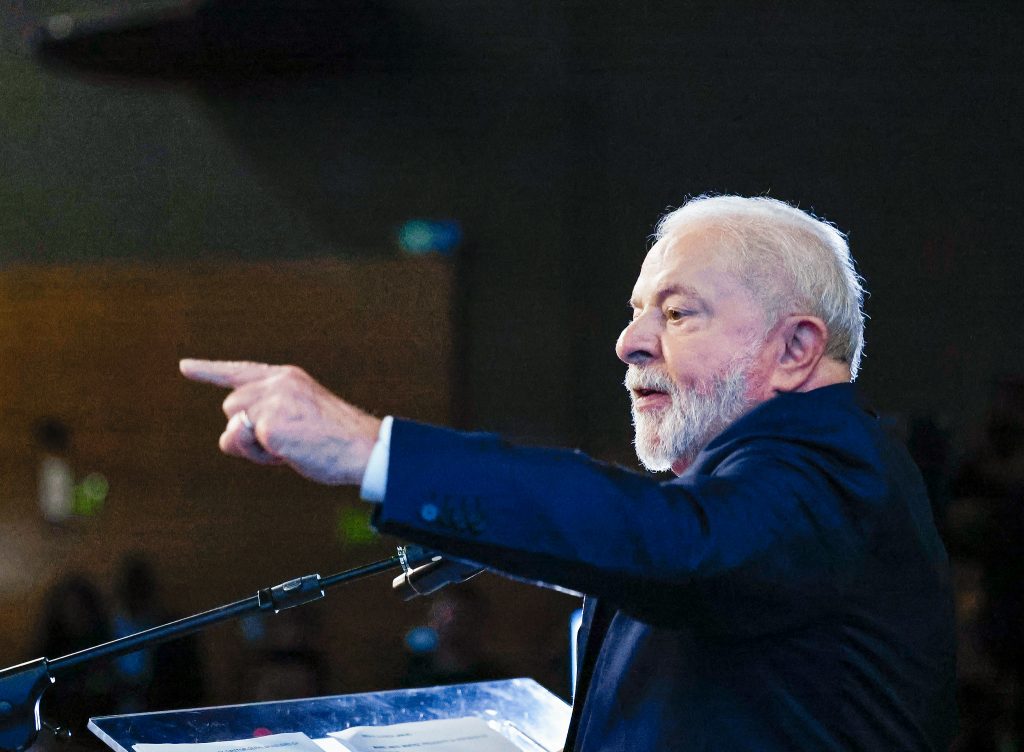 A quem devem caber as coisas? (o círculo de giz caucasiano da política brasileira)