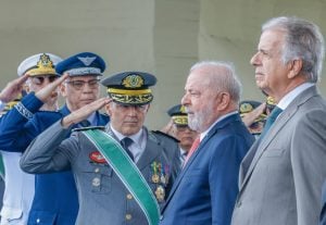 As oportunidades que a demissão de Gonçalves Dias abre para Lula no GSI