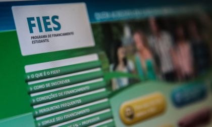 Fies: Câmara aprova PL que amplia renegociação de dívidas e teto de contribuição das empresas