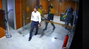 Capitão do Exército que deu água a golpistas no 8 de Janeiro foi segurança de Bolsonaro em 2022