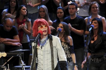 ‘A maior’: artistas e familiares lamentam a morte de Rita Lee