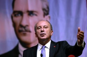Candidato desiste às vésperas da eleição turca e aumenta chances da oposição contra Erdogan