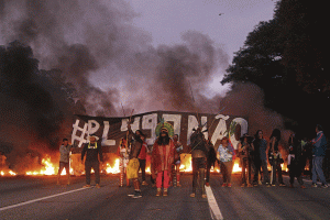 Indígenas Guarani mantêm ato contra marco temporal em SP, apesar de decisão do TJ-SP