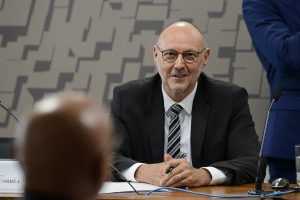 Governo oficializa nomeação de novo chefe da Abin