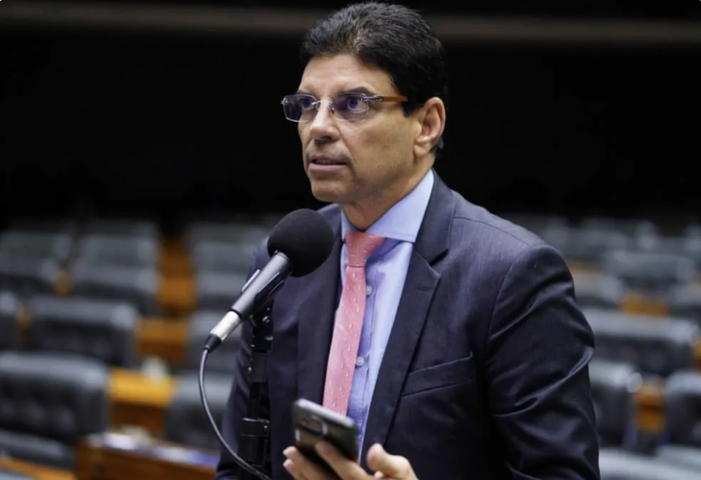 Relator quer trocar nome de arcabouço para ‘Regime Fiscal Sustentável’; confira outras possíveis mudanças