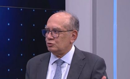 Mendonça muda voto e altera placar contra revista íntima em presídios; Gilmar suspende julgamento