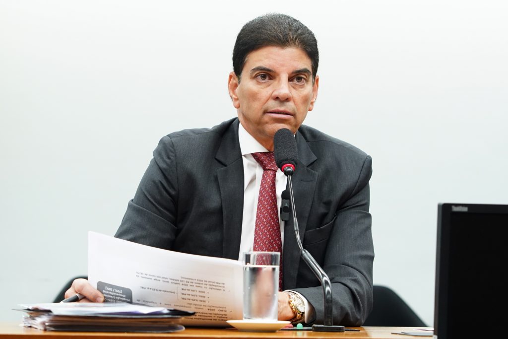 Tentativa de contornar ‘ruídos’ marca a reta final do relatório do arcabouço fiscal