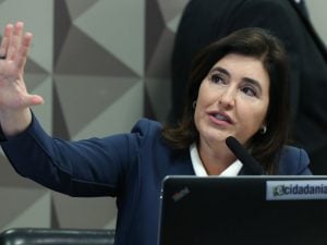 Bloqueio orçamentário afeta recursos de seis ministérios