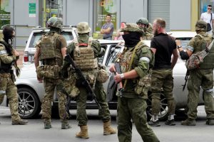 Rússia anuncia acordo e retira processo criminal contra o líder da milícia Wagner