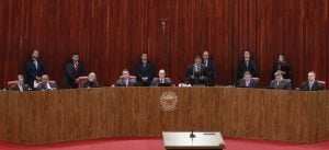 TSE continuará julgamento de Bolsonaro por abuso de poder na quinta-feira