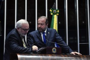 A resposta de Jean Paul Prates após ‘recado’ do ministro de Minas e Energia