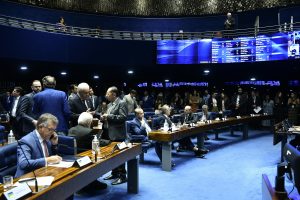 Senado aprova PL da igualdade salarial entre homens e mulheres
