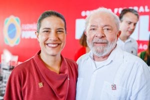 Inauguração de campus com Lula em Pernambuco tem vaias a Raquel Lyra