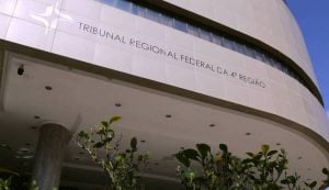 Lava Jato: desembargadores do TRF-4 vão ao STF para tentar voltar ao cargo; Dino será o relator