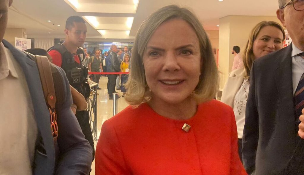 Gleisi Hoffmann: ‘O Foro de São Paulo não é clandestino’