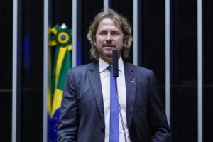 Grande parte da insatisfação com a articulação do governo é pertinente, admite líder do PT na Câmara