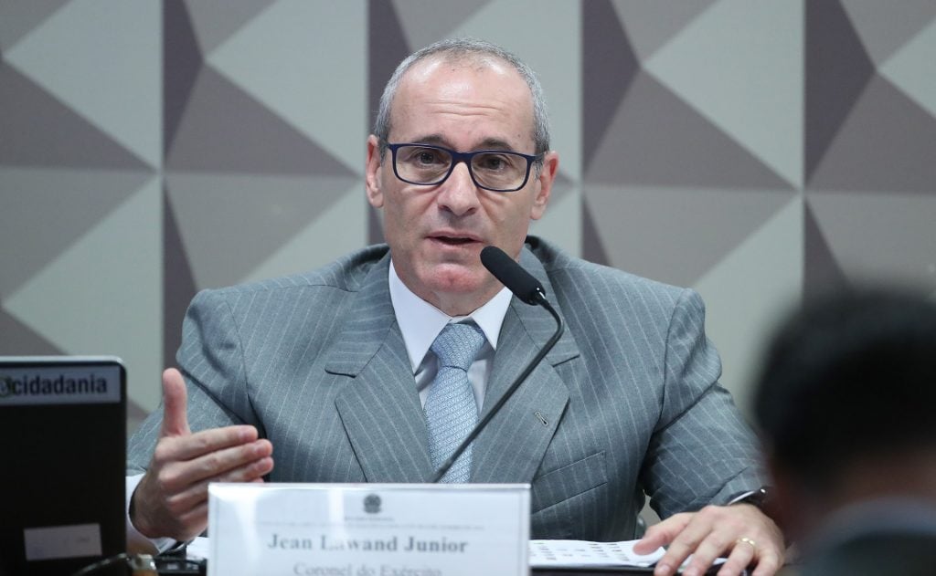 Coronel flagrado em trama golpista diz que terrorismo em Brasília após mensagens com Cid foi ‘coincidência’