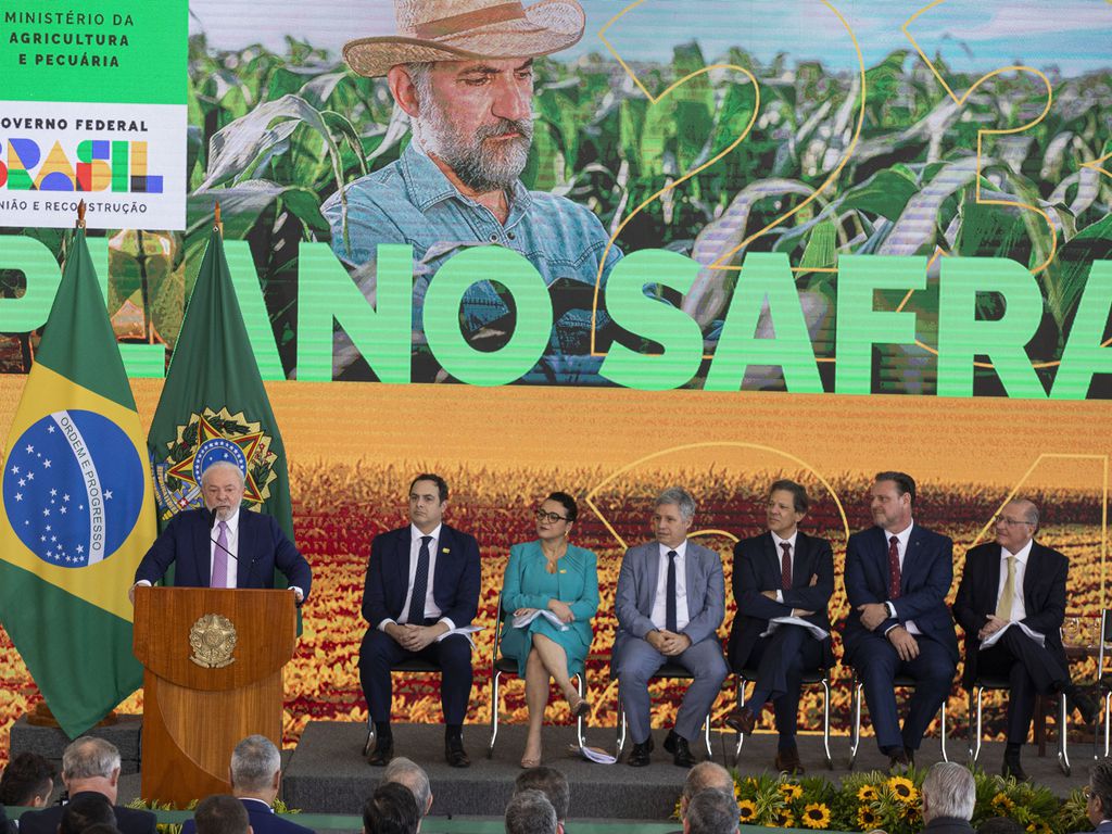 O agro não está à venda', diz liderança da bancada ruralista após Lula  anunciar o Plano Safra – Política – CartaCapital
