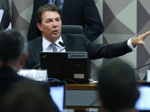 Arthur Maia rejeita investigar caso das joias na CPMI do 8 de Janeiro: 'Se quiserem, façam outra'