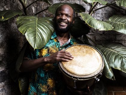 Brasil de outros ritmos tem registro em álbum com migrantes estrangeiros