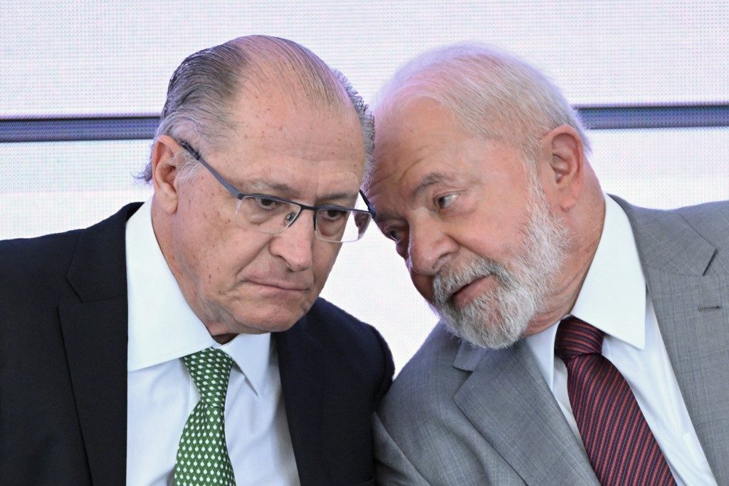 Do que tratam as ações contra Lula e Alckmin que estão no TSE