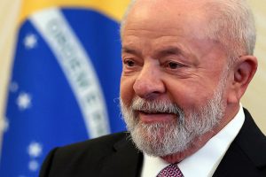 ‘Não são os partidos que pedem ministérios, é o presidente quem oferece’, diz Lula sobre negociação com o Centrão