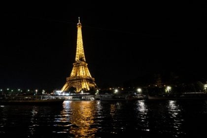 Paris tem três dias de estoque de alimentos para enfrentar cerco de agricultores