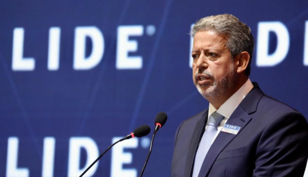 Lira defende MP das apostas esportivas: ‘O Brasil não pode abrir mão dessa receita’