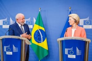 Acordo com UE: Lula diz que Brasil está pronto para cumprir exigências ambientais, mas cita entrave em compras governamentais