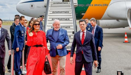 Lula chega à Bruxelas para cúpula Celac-EU